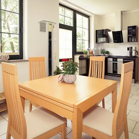 Zur Alten Schule * Burg (Spreewald)